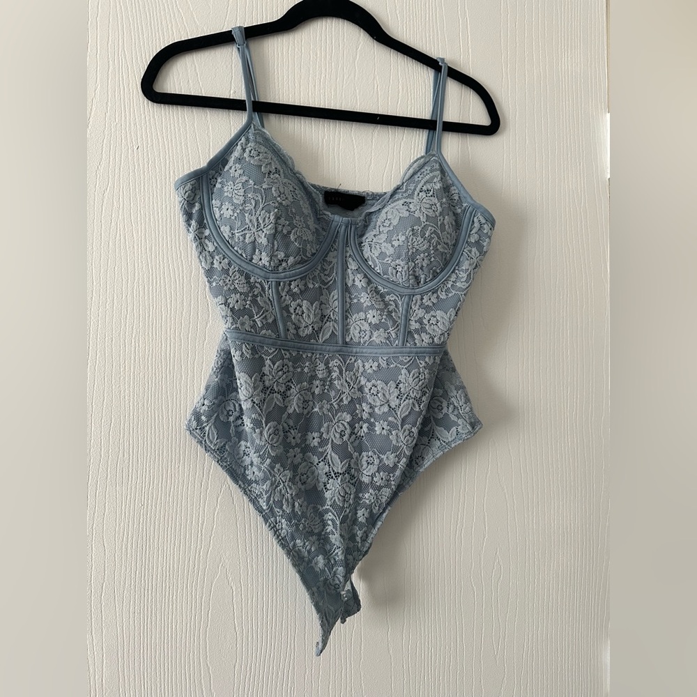 Women’s faded rose Baby Blue Lace Bodysuit, Size: M